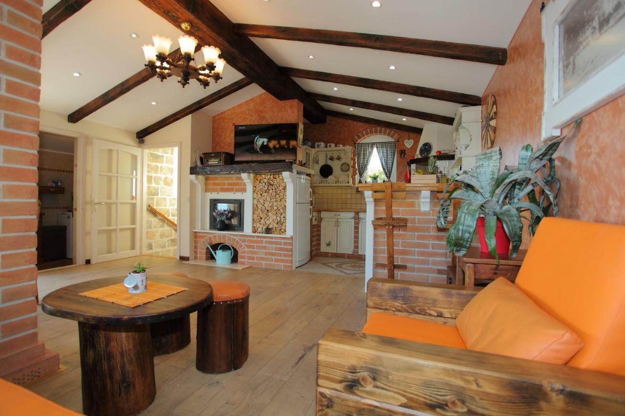 Apartment Rustica *